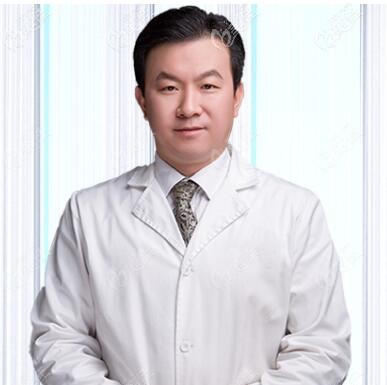 金鉑利口腔集團(tuán)技術(shù)長——曾強