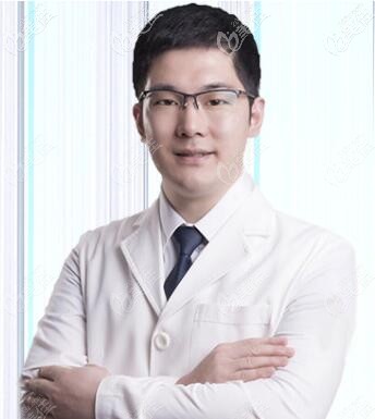 金鉑利種植牙研究院院長——張巖 金鉑利種植牙研究院院長——張巖