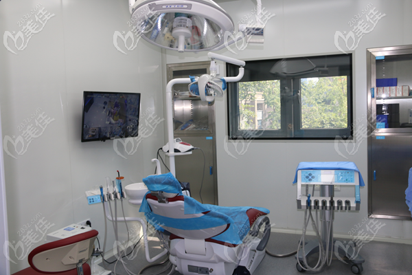 北樂口腔醫(yī)院治療室