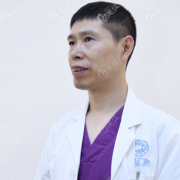 杭州北樂口腔醫(yī)生江曉亮