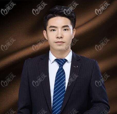 萍鄉(xiāng)星悅醫(yī)療美容技術(shù)院長(zhǎng)陶軍