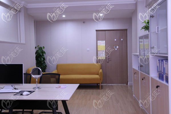 四川醫(yī)院整形美容科面診室