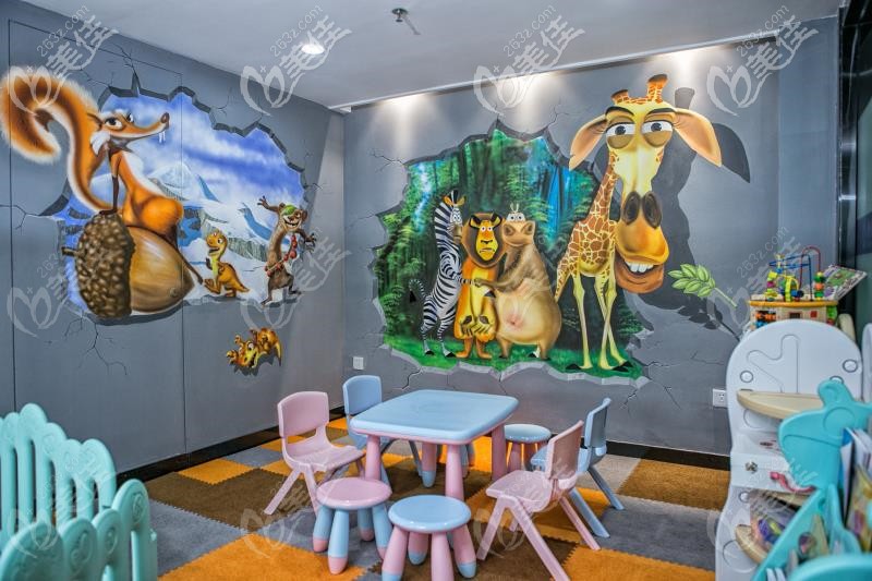 兒童游玩區(qū) 兒童游玩區(qū)