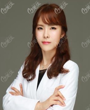 張美 泉州明韓整形醫(yī)生 張美 泉州明韓整形醫(yī)生