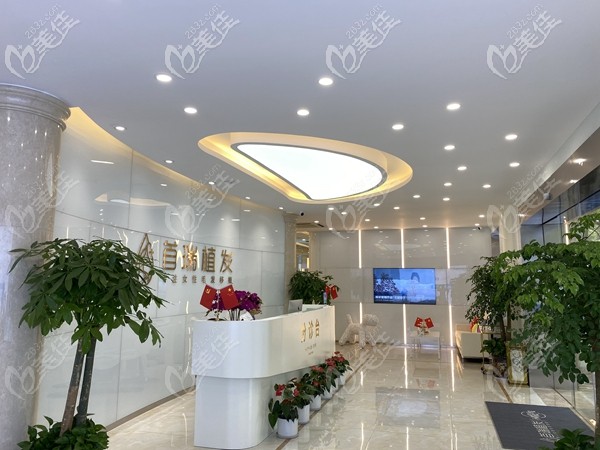 杭州首瑞不剃發(fā)植發(fā)接診前臺 杭州首瑞不剃發(fā)植發(fā)接診前臺