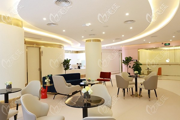 廣州可玉醫(yī)療顧客等候區(qū) 廣州可玉醫(yī)療顧客等候區(qū)