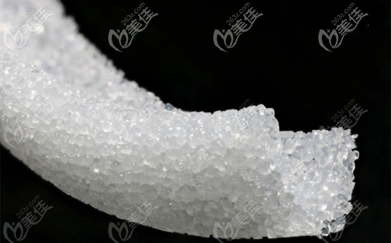 舒鉑超肋假體材料的表面結構