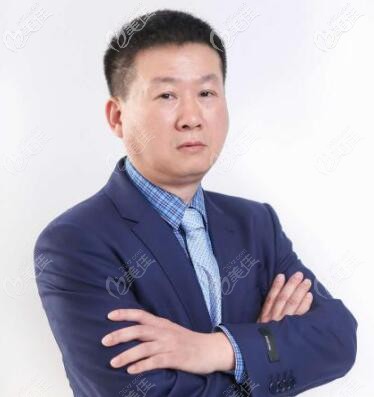 西寧時光醫(yī)院雙眼皮醫(yī)生劉富華