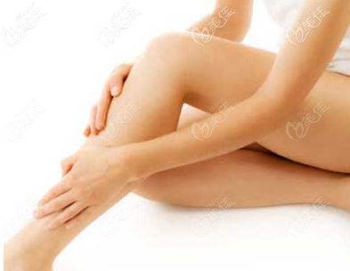 顯微瘦小腿后腳跟刺痛是真的嗎?這莫非真有副作用?