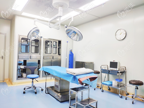 順柳姮美手術(shù)室 順柳姮美手術(shù)室