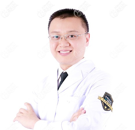 深圳麥芽口腔種植牙醫(yī)生羅維 深圳麥芽口腔種植牙醫(yī)生羅維