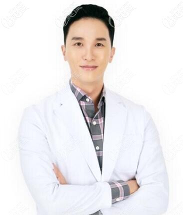 韓國德希爾皮膚科代表院長樸珠赫 韓國德希爾皮膚科代表院長樸珠赫