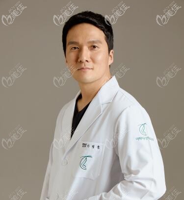韓國多佳德整形外科代表院長李政勛
