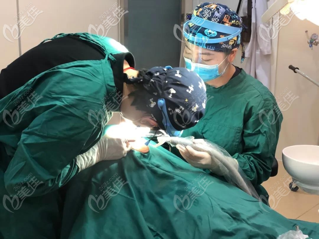 這是在唯美種牙過程 這是在唯美種牙過程