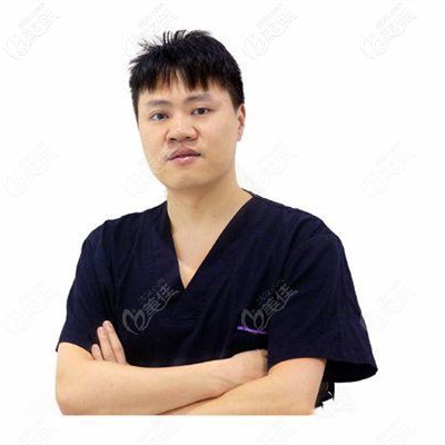 寧夏華美何元飛醫(yī)生