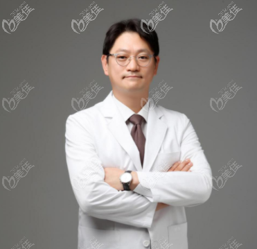 韓國(guó)必嫵整形外科- 尹昌云院長(zhǎng) 韓國(guó)必嫵整形外科- 尹昌云院長(zhǎng)