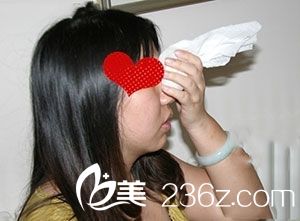 膨體隆鼻