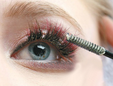 火烈鳥眼妝備忘錄 盡顯紅色迷人魅力