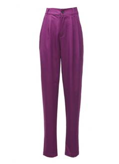 早春臀部顯瘦巧搭術(shù) 升級(jí)你的美麗