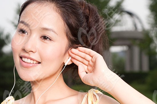 中國臺灣私人醫(yī)生爆料明星整容秘密