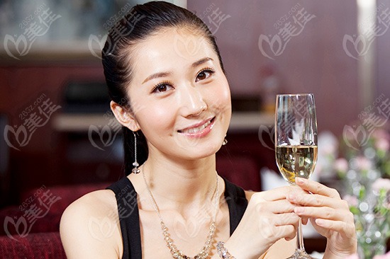 選美有爭議 真心丑與改造美你更偏向誰?