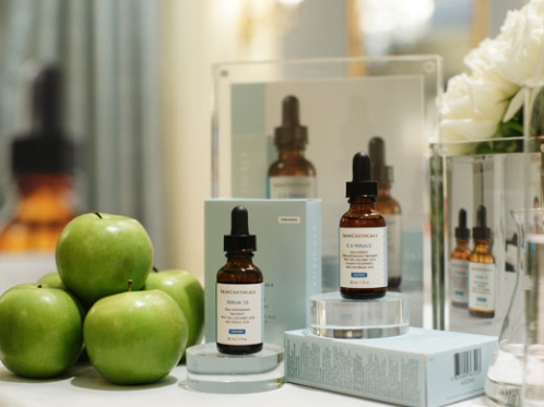 空總富秋濤:激光美容后應(yīng)選擇醫(yī)用護(hù)膚品