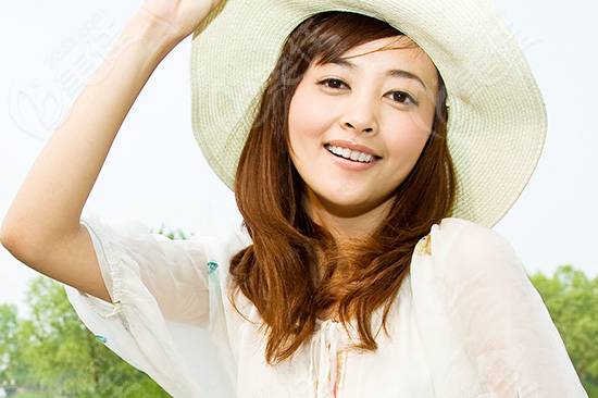 藍心湄蕭淑慎黃舒駿 公開整容術后顏值堪憂