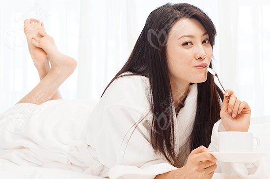 拉皮除皺手術(shù)