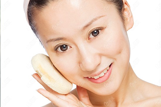 祛痘印的小竅門