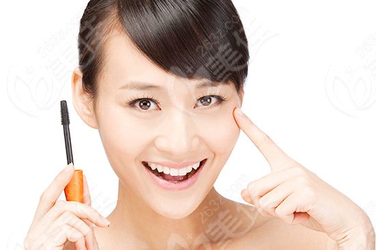 韓式三點(diǎn)雙眼皮 